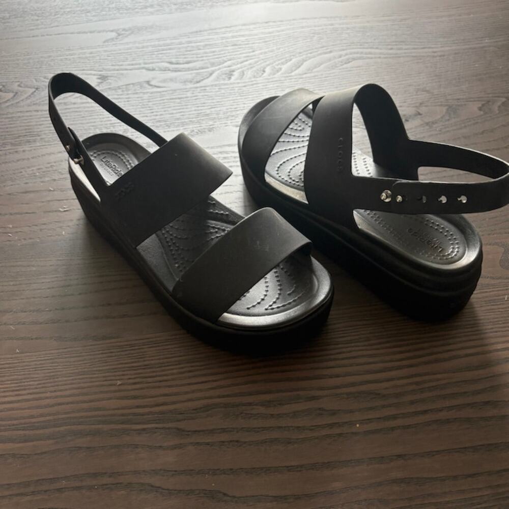 Crocs Brooklyn Low Wedge Slingback Sandals Black Platform LiteRide Women’s 8